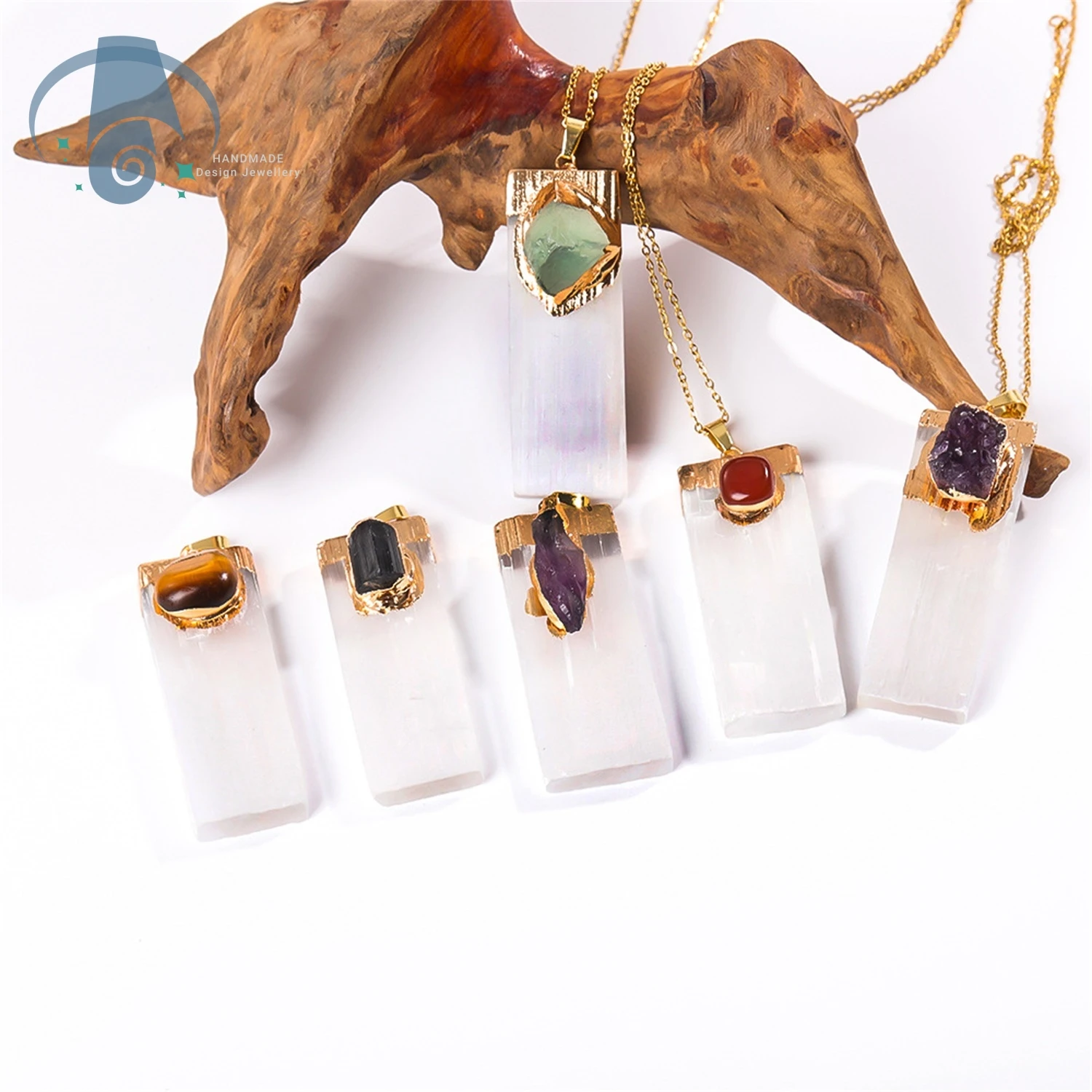 Natural Gypsum Inlaid Crystal Pendant Necklace Irregular Raw Stone Handmade Chic Boho Jewelry for Women Daily Casual Office Gift
