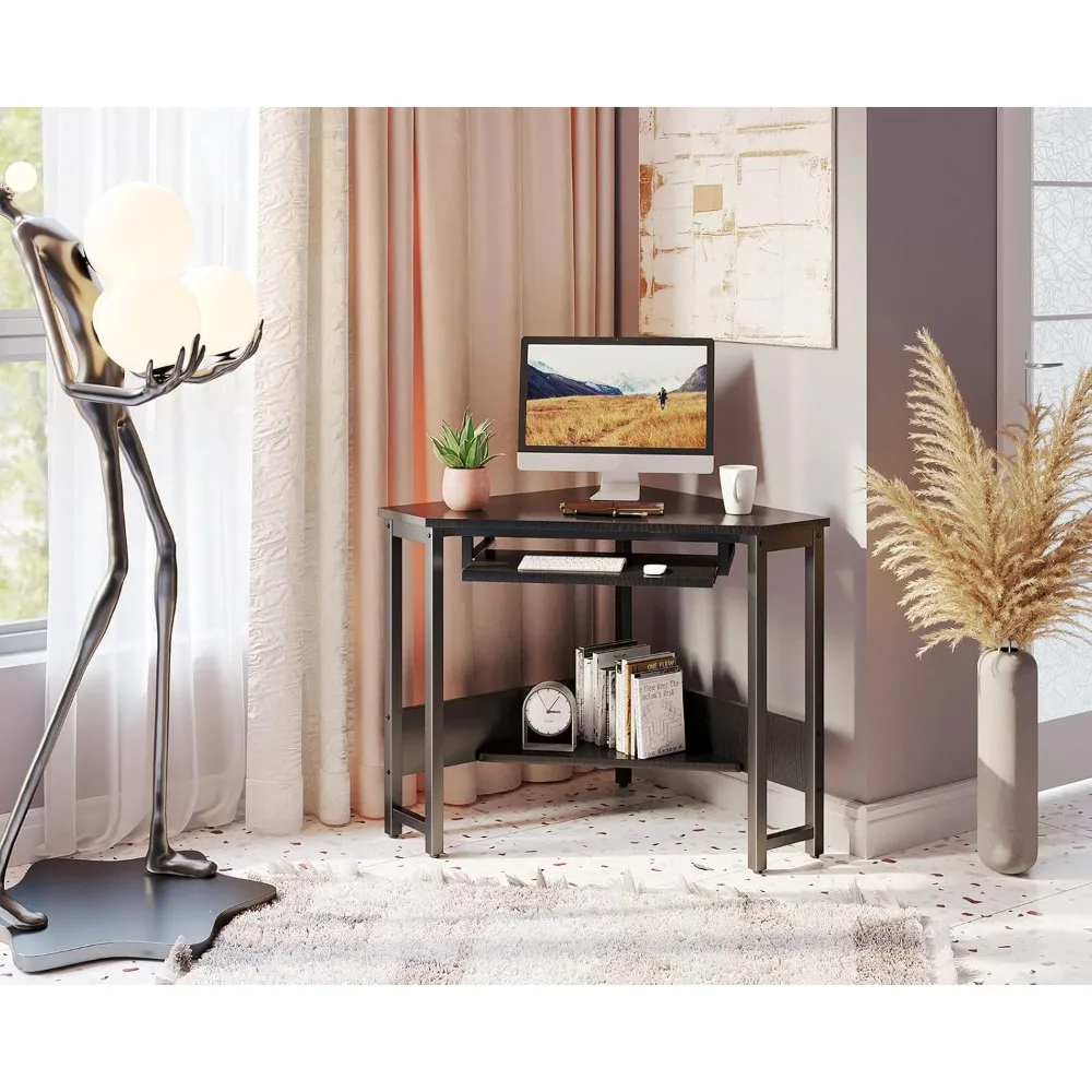 مكتب زاوية، مكتب كمبيوتر مثلث، مكتب صغير، محطة عمل بإطار فولاذي قوي مع صينية لوحة مفاتيح ناعمة ورف تخزين