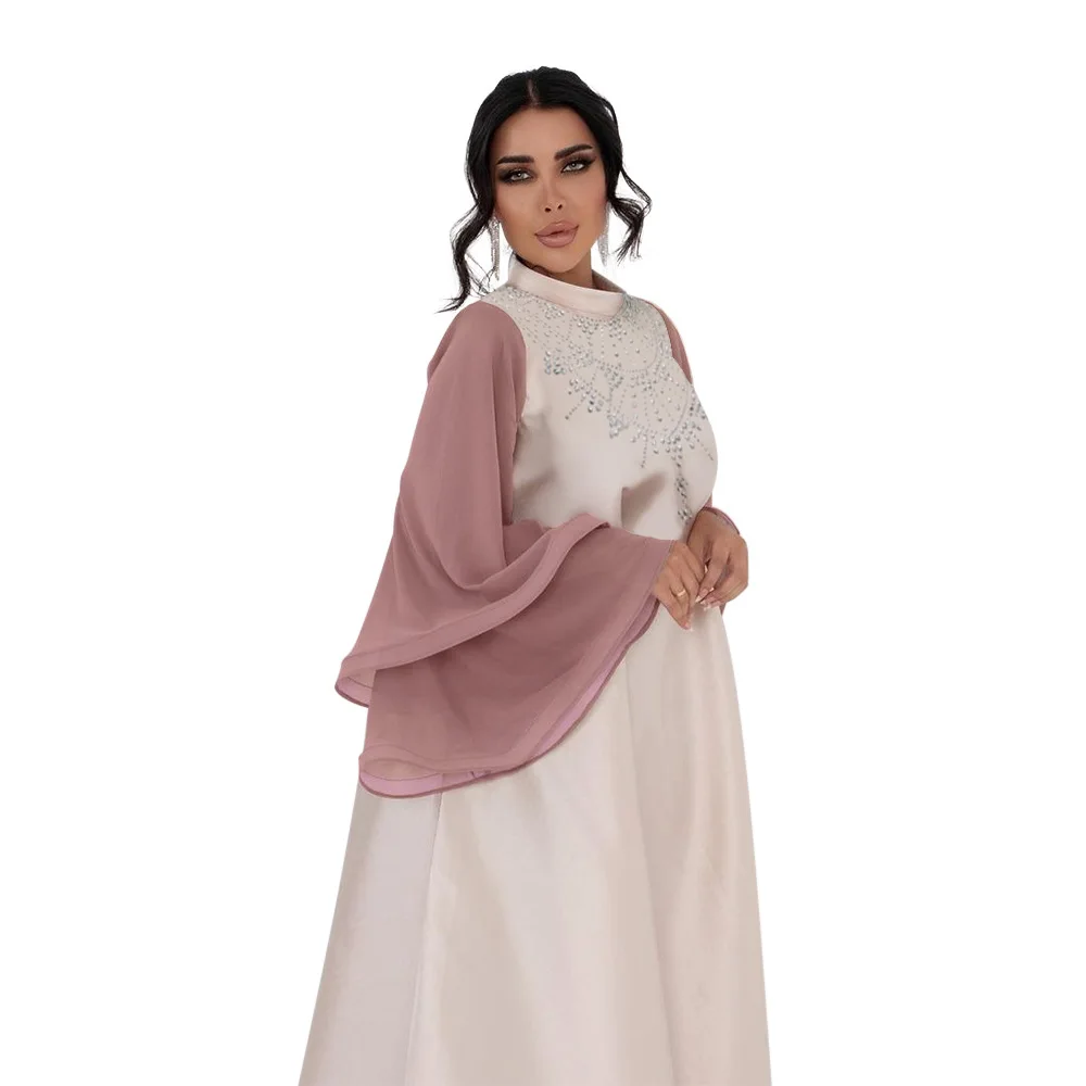 Neue Damenbekleidung aus dem Nahen Osten, farblich passende lange ausgestellte Hornärmel, diamantbesetzte Satin-Robe-Kleid Abaya