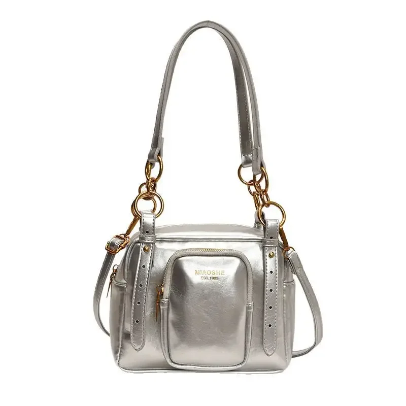 Elegante Leder-Einkaufstasche mit großem Fassungsvermögen, minimalistische Vintage-Umhängetasche, Designer-Buchstaben-Logo, stilvolle Pendler-Geldbörse