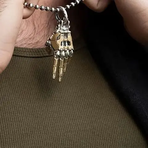 Creative Movable Finger Joints Robot Hand Necklace Fashion Mechanical Bionic Hand Pendant With Chain For Men Women Jewelry Gift