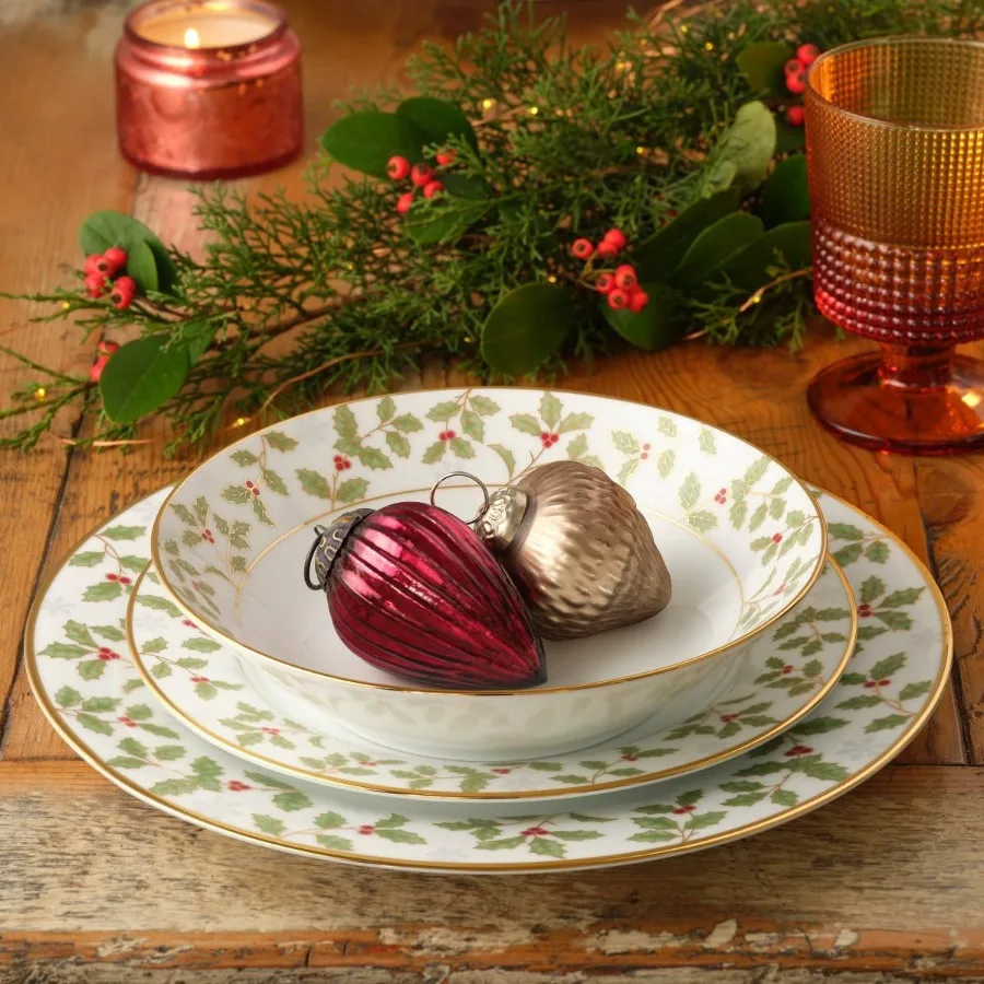 Holly and Berry Gold 12Piece Dinnerware Set Service for 4
