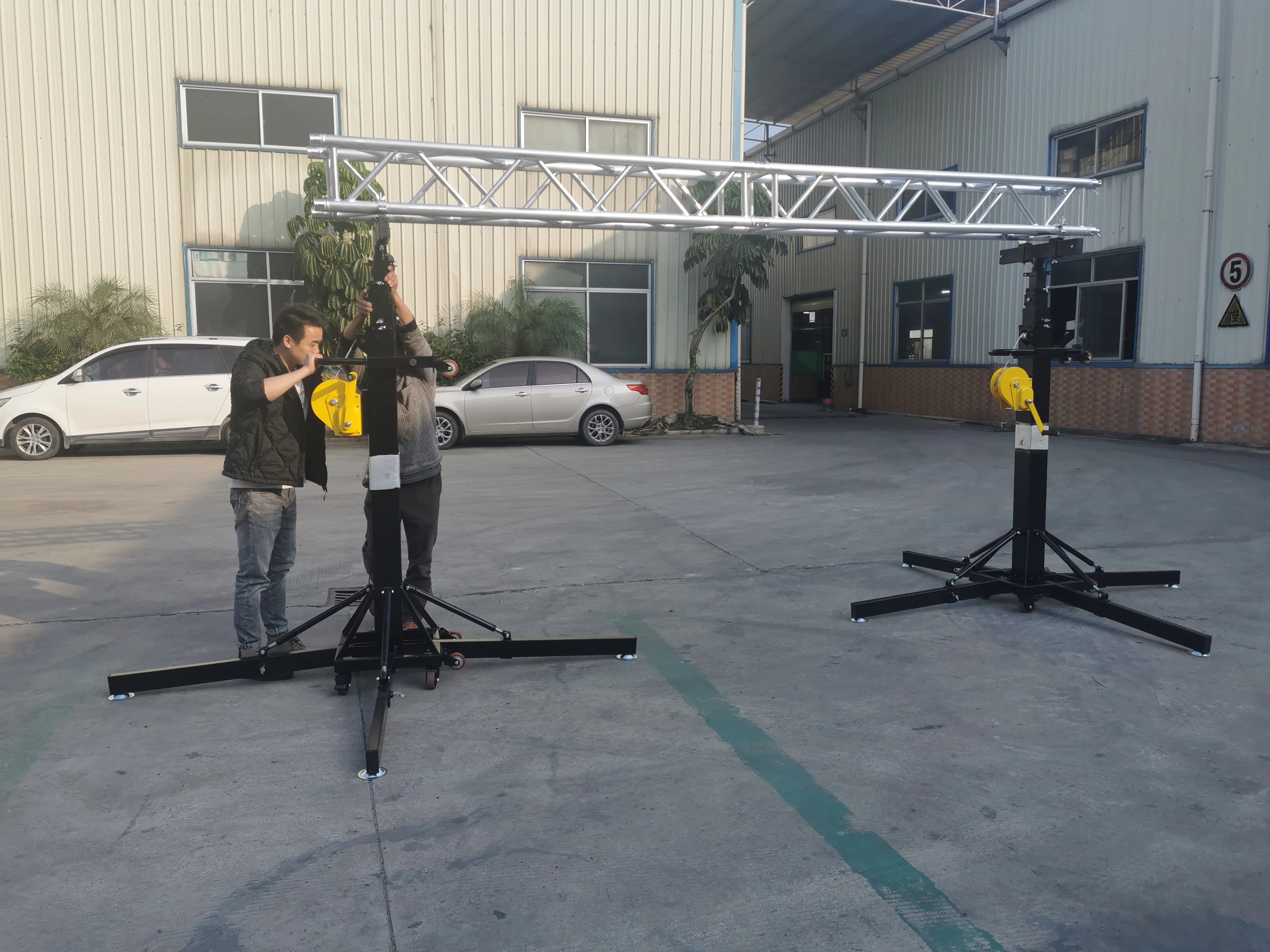 Event Speaker Truss Line Array Crank Lifting Speaker Stand