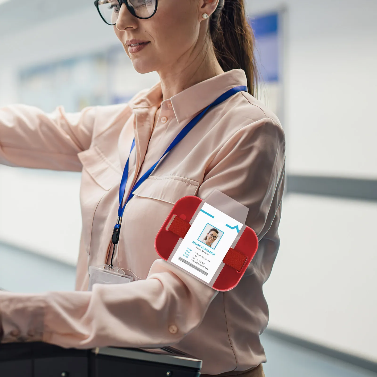 

2Pcs Bright Color Arm Id Badge Holder Adjustable Elastic Armband for Security Worker Cards Clear PVC Nylon Sleeve