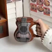 

Ceramics Musical Instrument Coffee Mug Guitar Pattern Handcrafted Coffee Cup Durable Guitar Shaped Desktop Ornament Drinkware