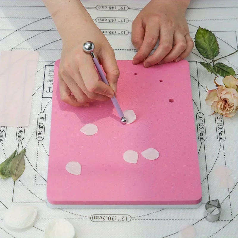 Schwammmatte Fondant Manuelle Simulation Flower Twist Fondant Tonoberfläche Kunststoff Universal Widerstandsfähigkeit BlütenblattDünne Locken Mehrzweck