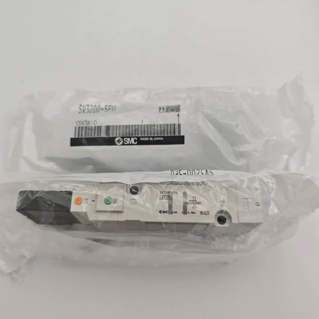 

Оригинальный подлинный пневматический электромагнитный клапан SMC SV3200-5FU, трехходовой электромагнитный клапан