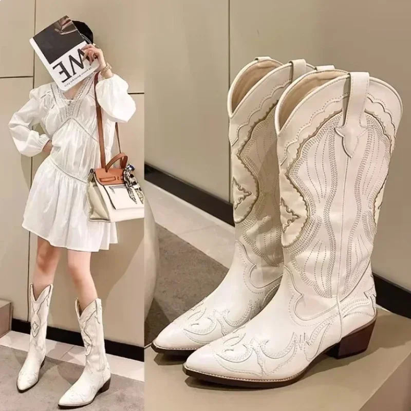 Damskie haftowane buty Western Mid Calf Boots Cowboy Square Heels Boots Pointed Toe Platform Boots Women Western Shoes Plus Size 42