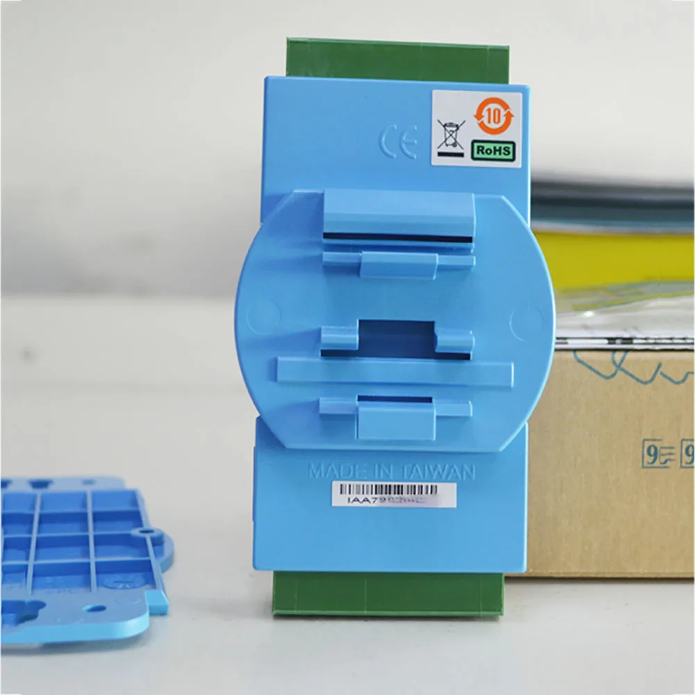 

ADAM-4017 8-Channel Analog Input Acquisition Module Brand New