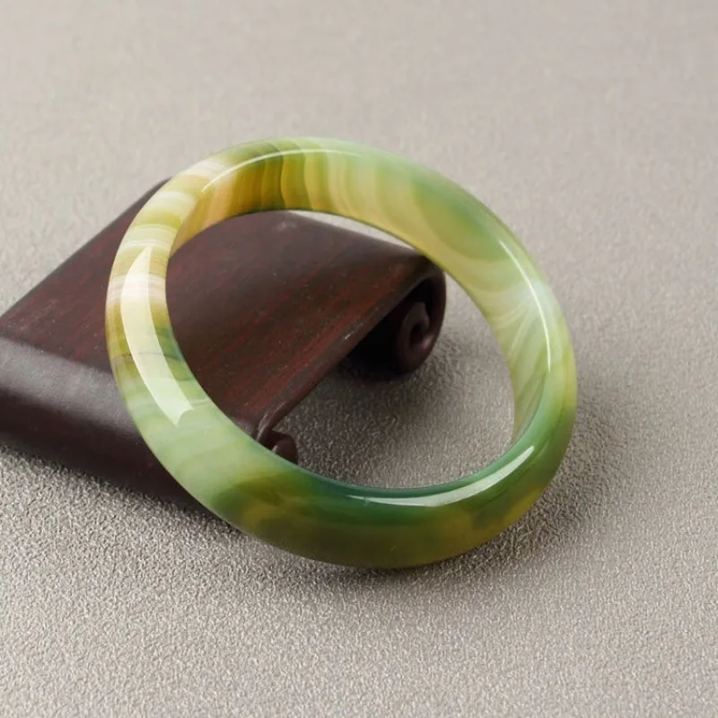 

Classic Retro Ethnic Wind Green Bracelet, Suitable for Daily Wear and Jade Bracelet