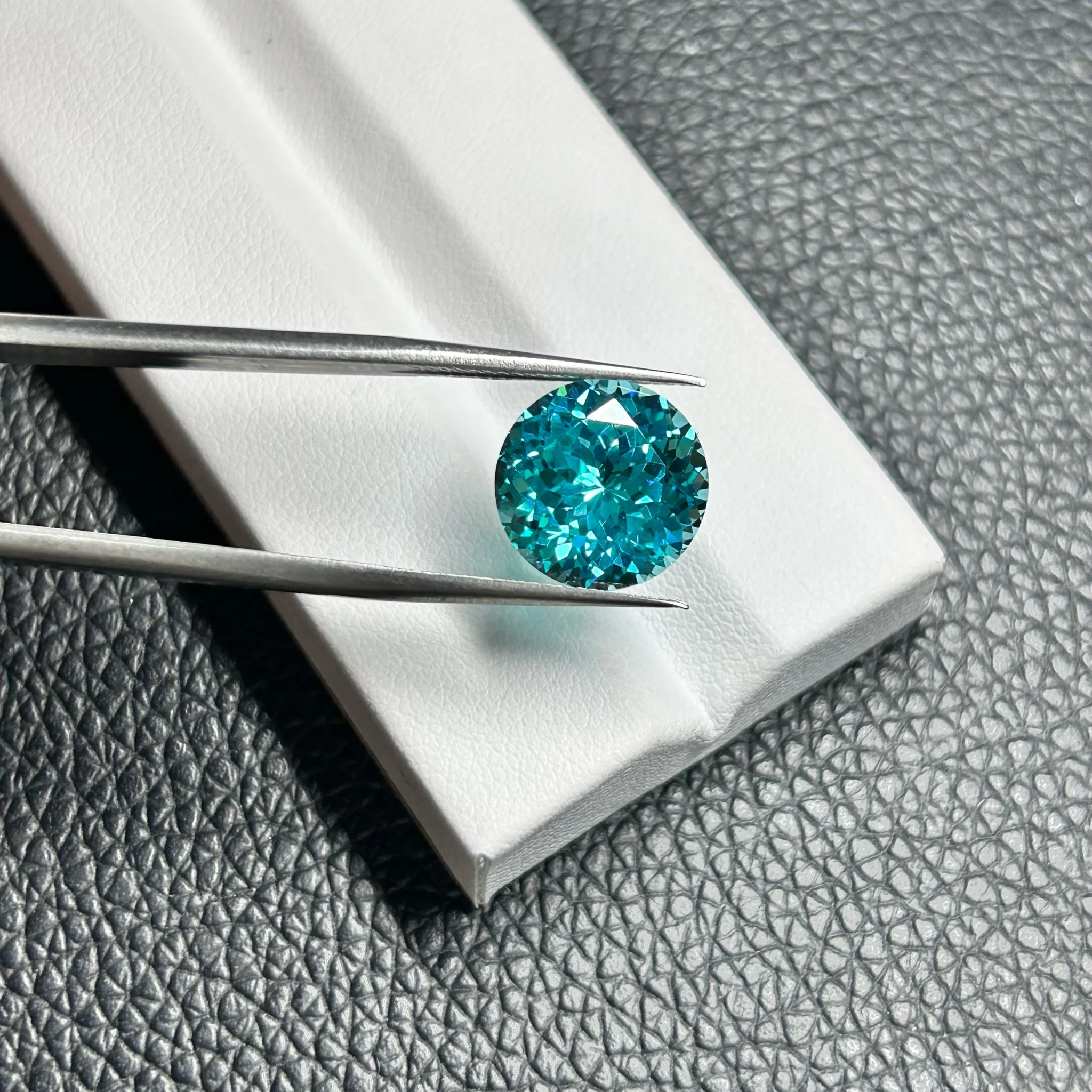 4mm To 15mm Lab Grown Paraiba Blue Round Cut Loose Gemstone With Certificate