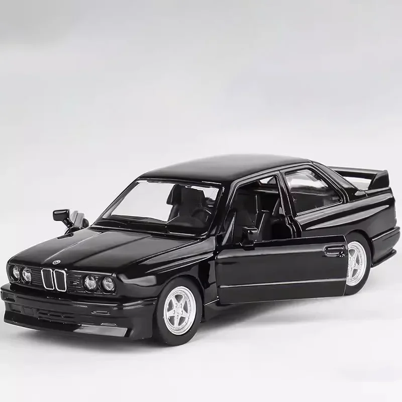 1/36 Scale BMW M3 1987 Toy Car Models Alloy Diecast Doors Opened Pull Back Retro Vehicle Models for Kids Boys Gifts Collection