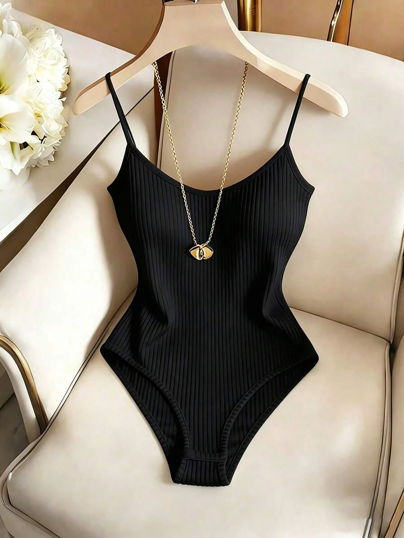 Leila Spaghetti-Träger-Bodysuit, Freizeit-Bodysuit, Basic-Bodysuit, Unterwäsche-Bodysuit, Ausflugs-Bodysuit, Urlaubs-Bodysuit, Strand-Bodysuit – Detail 10