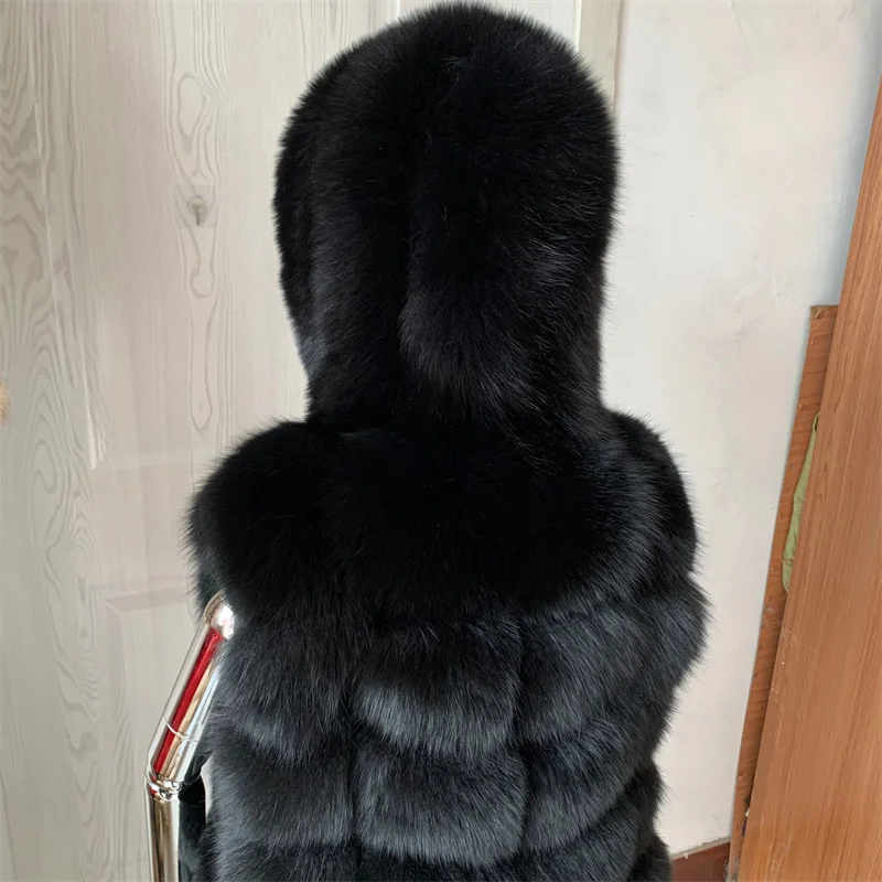 Women\'s fox fur vest hooded natural real fur making autumn and winter fashion warm raccoon sleeveless vest plus hat fur jacket