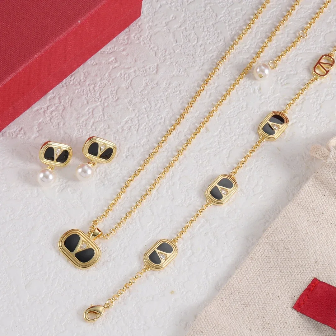 

2025 модный молодежный дизайн, ювелирные изделия из серебра 925 пробы, роскошная элегантность ко Дню святого Валентина, цена со скидкой и бесплатной доставкой