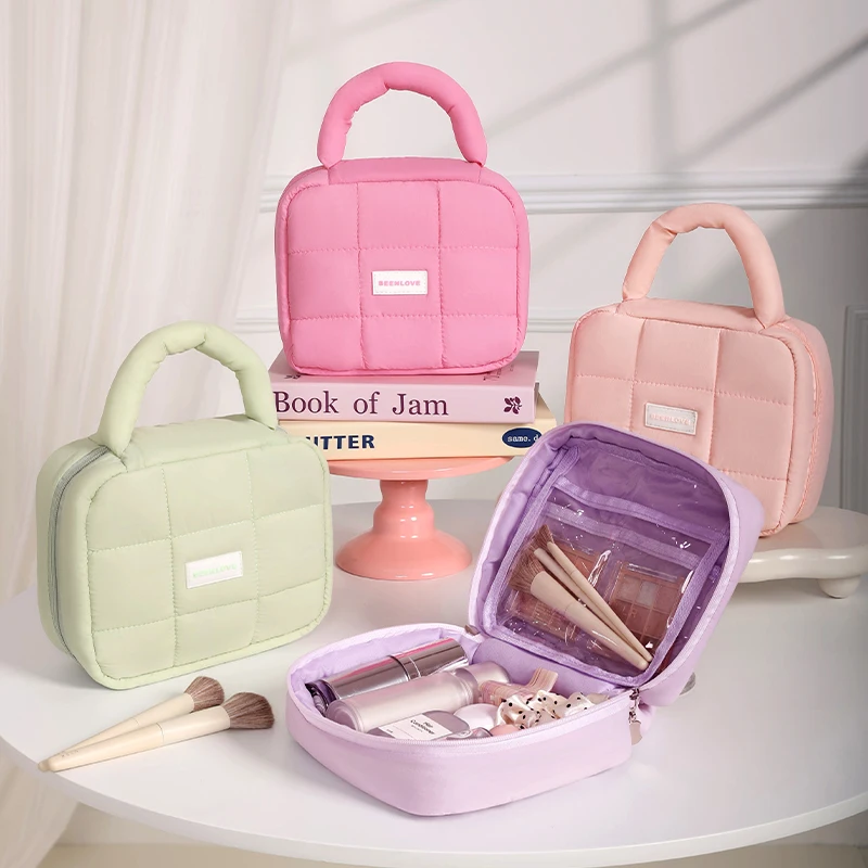 Large Capacity Handheld Puffy Makeup Bag Portable Cloud Makeup Bag Travel Toiletries Bag Cotton Candy Color Storage Bag