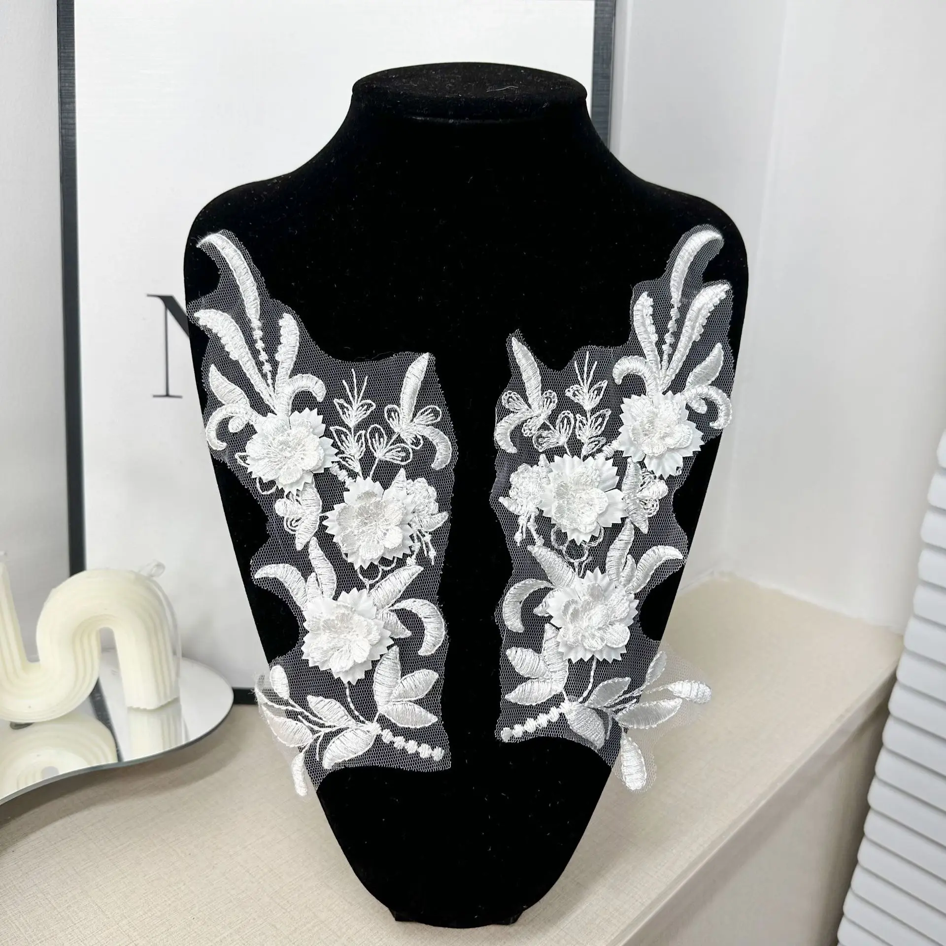 

White three-dimensional embroidered collar flowers wedding dress DIY handmade jewelry accessories accessories lace large decals
