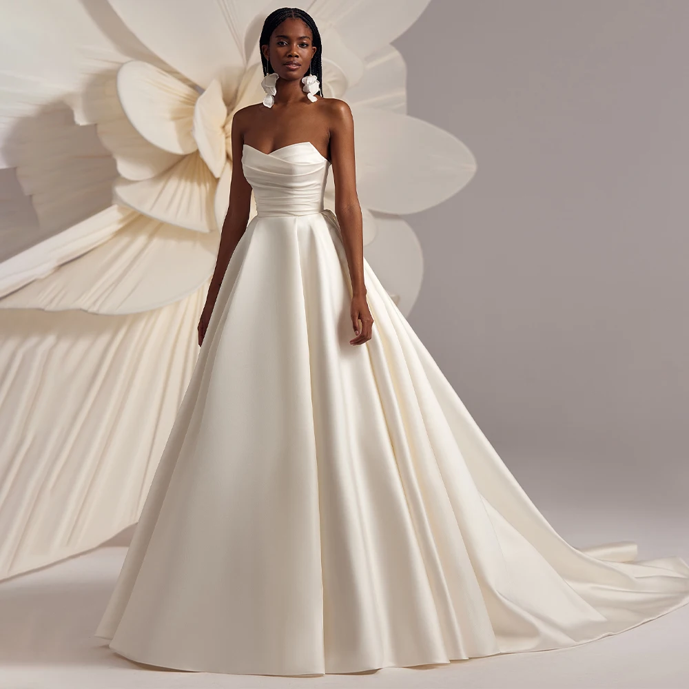 

Ivory Wedding Dress Satin V Neck A Line Ruched Backless Luxury Wedding Gowns for Women 2024 Bride Sleeveless Classic Bridal Gown