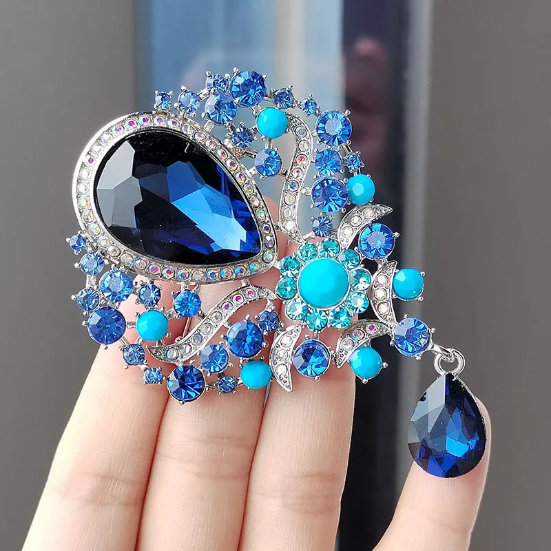 Retro Blue Crystal Big Waterdrop Pendant Brooch for Women Full of Rhinestone Brooch Pin Clothing Accessories Vintage Jewelry