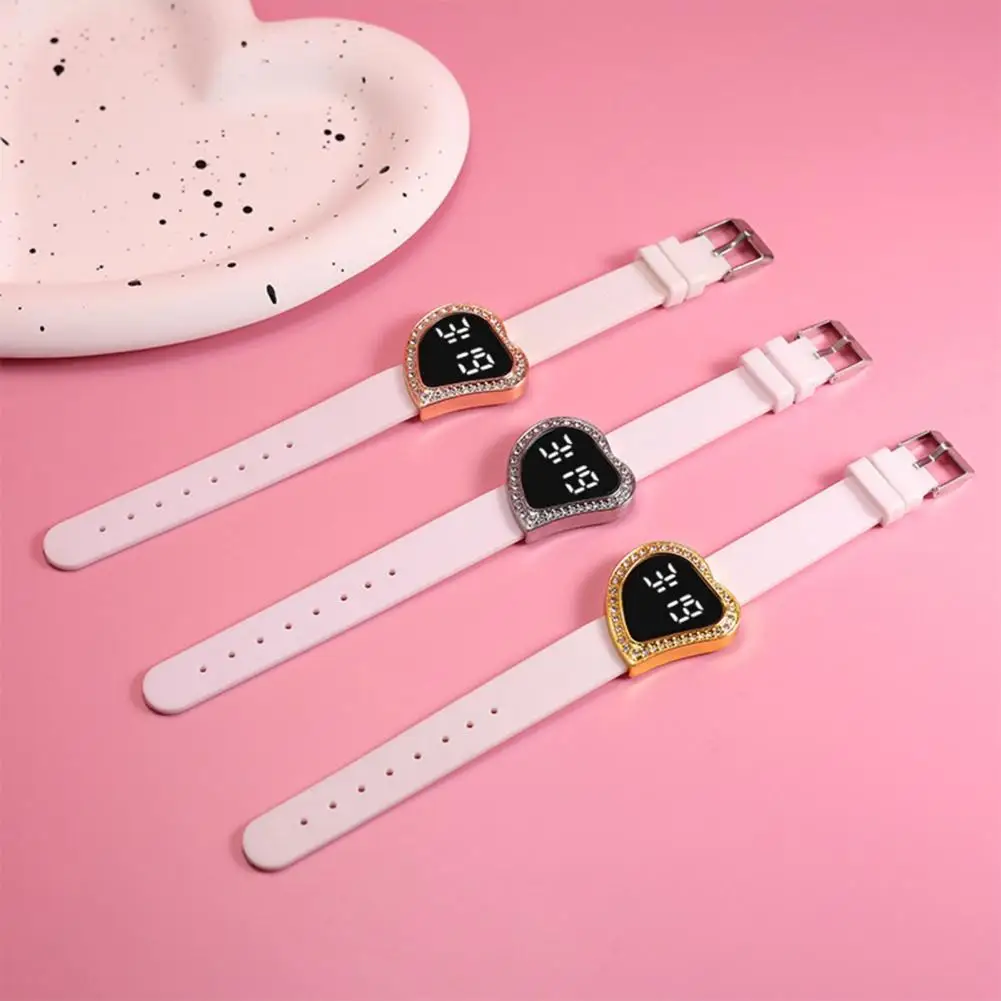 Heart shaped Dial Wristwatch Rhinestone Decor Heart Shape Dial Women's Digital Watch with Adjustable Strap for High