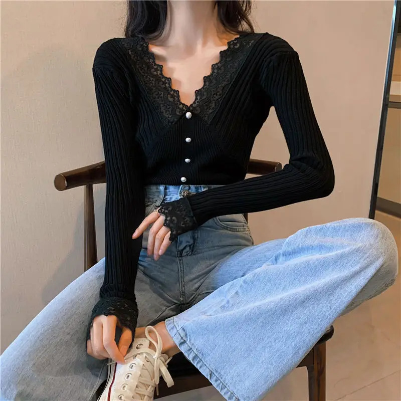 Simplicity Autumn/Winter Sweaters Women's V-Neck Solid Lace Embroidered Flares Patchwork Fashion Loose Long Sleeve Knitting Tops