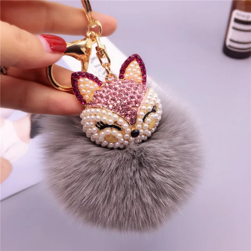 New Fashion Design Pendant Car Bag Pendant Exquisite Luxury Small Gift for Men and Women Keychain