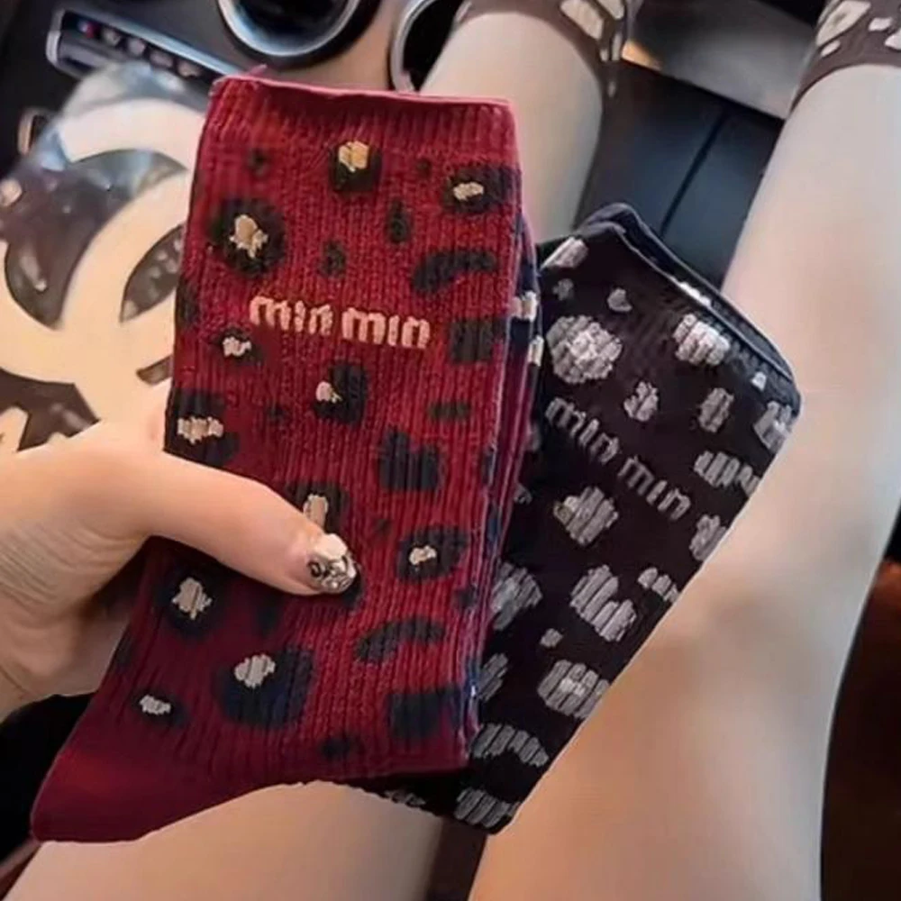 Autumn Winter Spotted Leopard Print Stockings Japanese Vintage Fashion Thickened Winter Wool Socks Female Middle Tube Socking