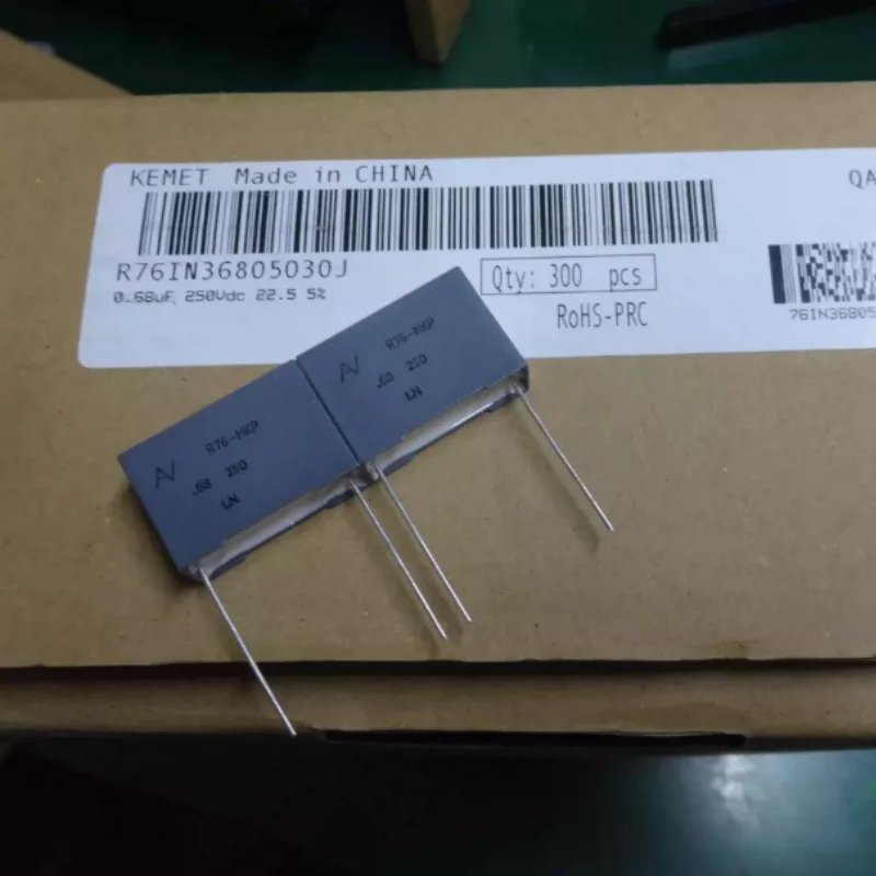 10pcs-100pcs KEMET AV R76 0.68uf/250V 680nf u68 684 brand new film capacitor 22mm