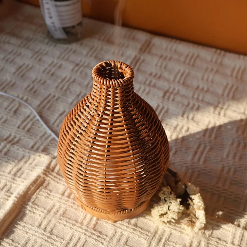 100ml Ultrasonic Essential Oil Diffuser, Portable Aromatherapy Electric Air Aromatherapy Essential Oil Diffuser Humidifier