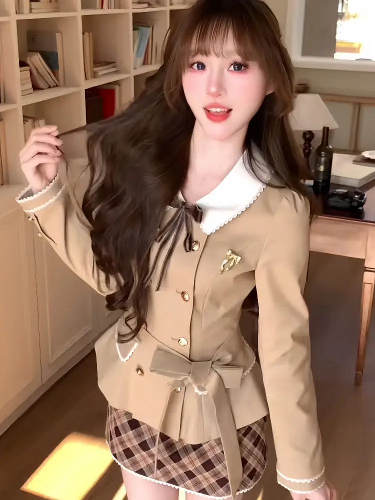 

Корейский популярный осенний женский костюм в консервативном стиле Y2k, шикарный комплект из 2 предметов в стиле ретро, утягивающий лоскутный дизайн, женская одежда 2025