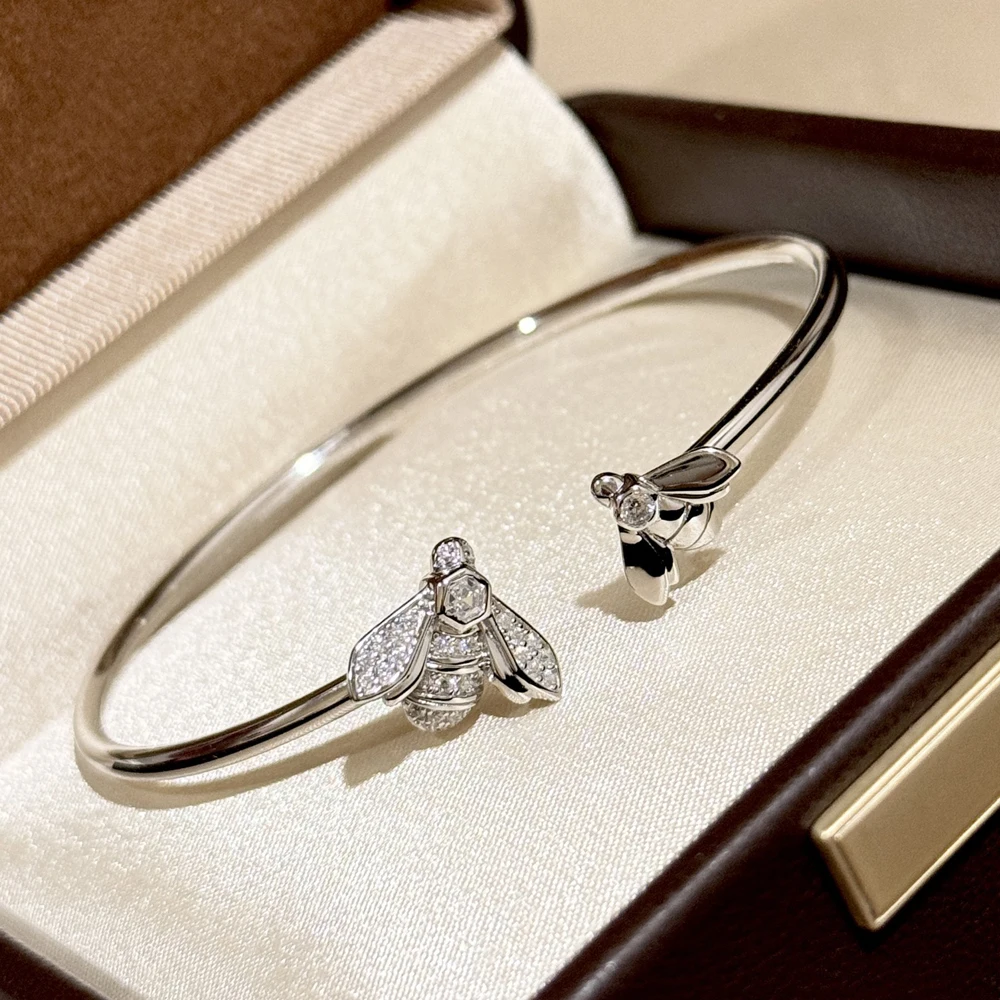 New Arrival Luxury Brand 925 Sterling Silver Open Bangle Bee Simple Smooth Cuff Bracelet Cubic Zircon Women Party Jewelry Gift