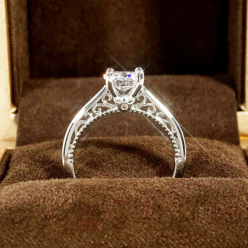 Huitan AA Runde Zirkonia Ringe Luxus Ewigkeit Ehering Zubehör Silber Farbe Hochwertiger klassischer Schmuck für Frauen