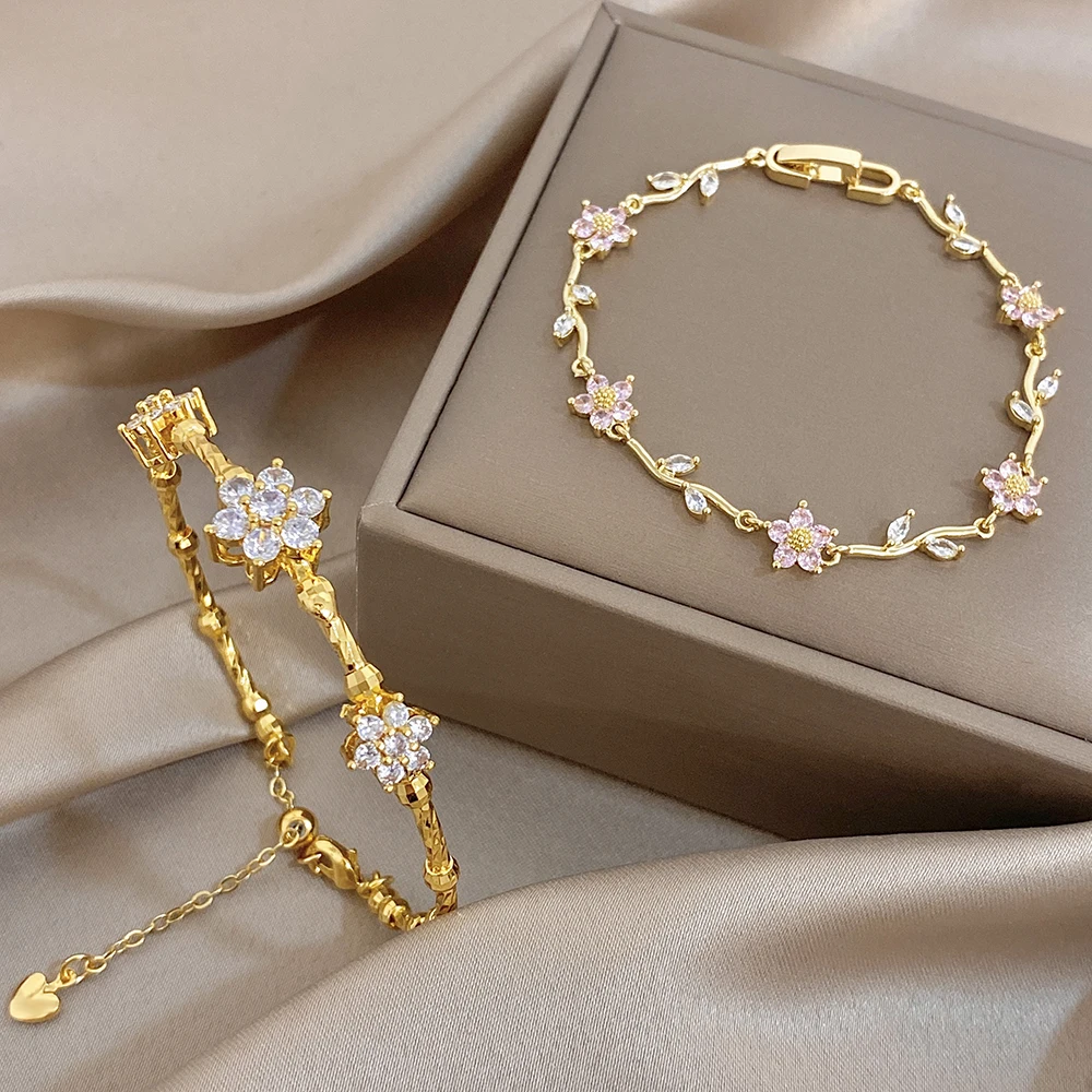 AENSOA Armband in Blattform mit rosa Blumen und weißen Zirkonia-Steinen für Damen und Herren, Charm-Armband aus Edelstahl, einzigartiges Design – Detail 4