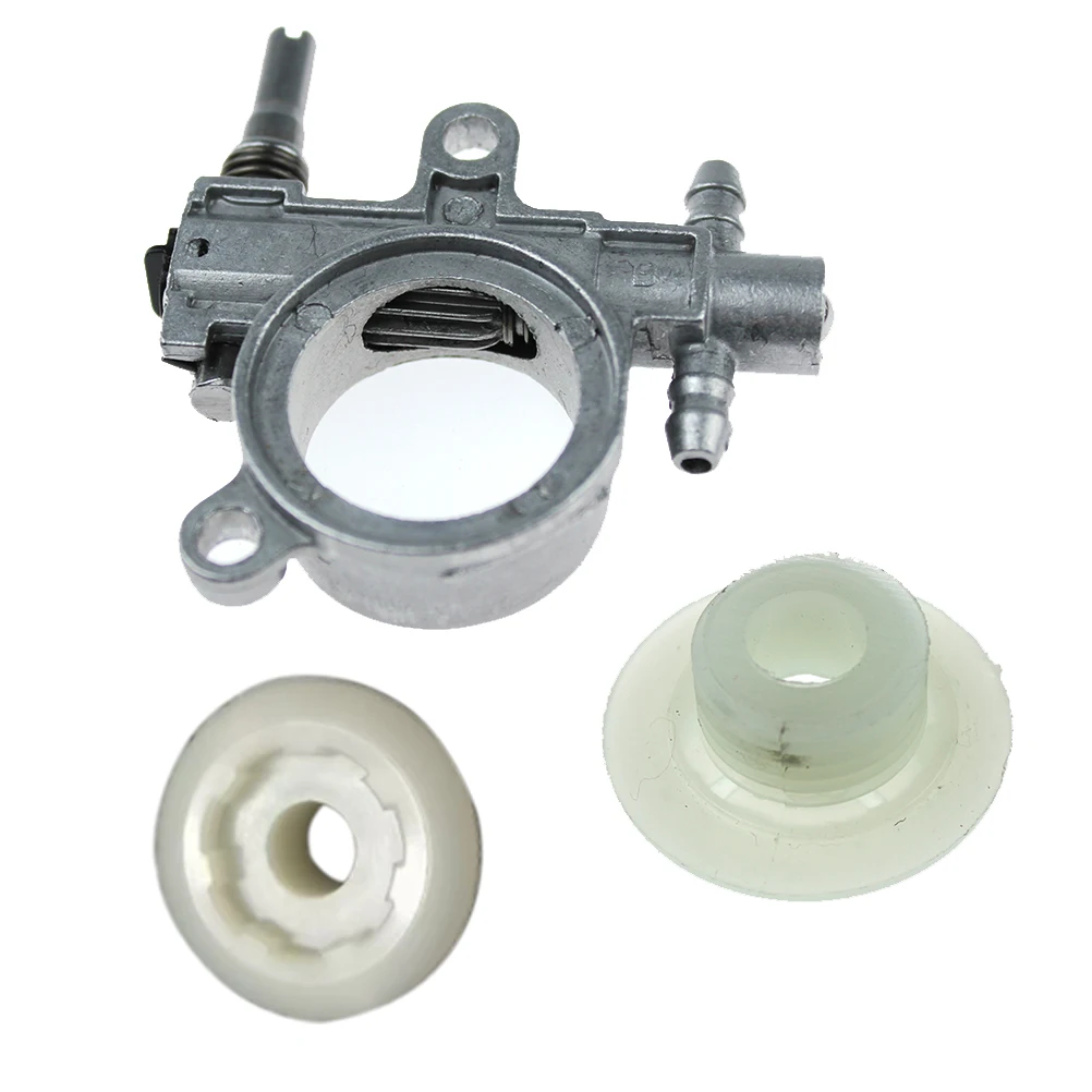 Oil Pump +Worm For 25cc 38cc Chinese Chainsaw