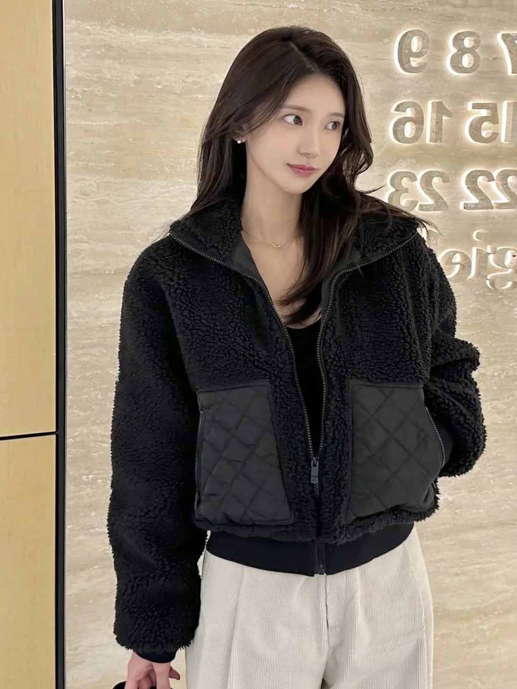 Lamb Fur Short Jacket Women's Winter Warmth Casual Style Long Sleeve Zipper Closure Pure Color Cotton Coat Upper Body