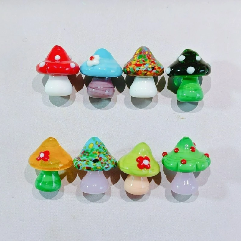 

3/5pcs Creative Glass Cute Mini Mushroom Handmade Glass Cute Ornaments Figurine Household Office Car Decorations Accessories