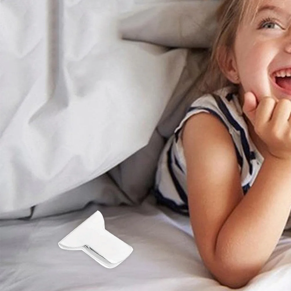 

12 Pcs Quilt Fixing Clips slip Quilt Clips Bed Sheet Fasteners White Padded Comforter Holder Blanket Securer Easy Use