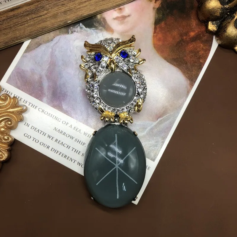 

New Hot-selling Owl Brooch Jewelry Design Sense Versatile Fashion Medieval Jewelry Diamond Temperament Elegant Brooch