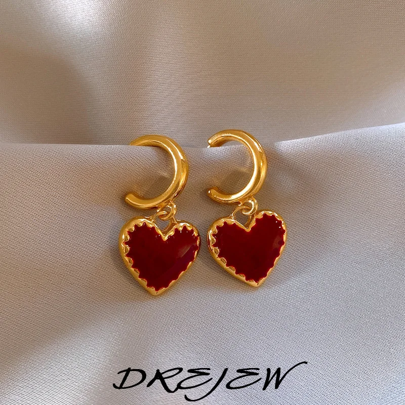 

DREJEW Vintage Dripping Oil Love C-shaped Women's Earrings Ankola Red Drop Earring Versatile Light Luxury Jewelry for Girls