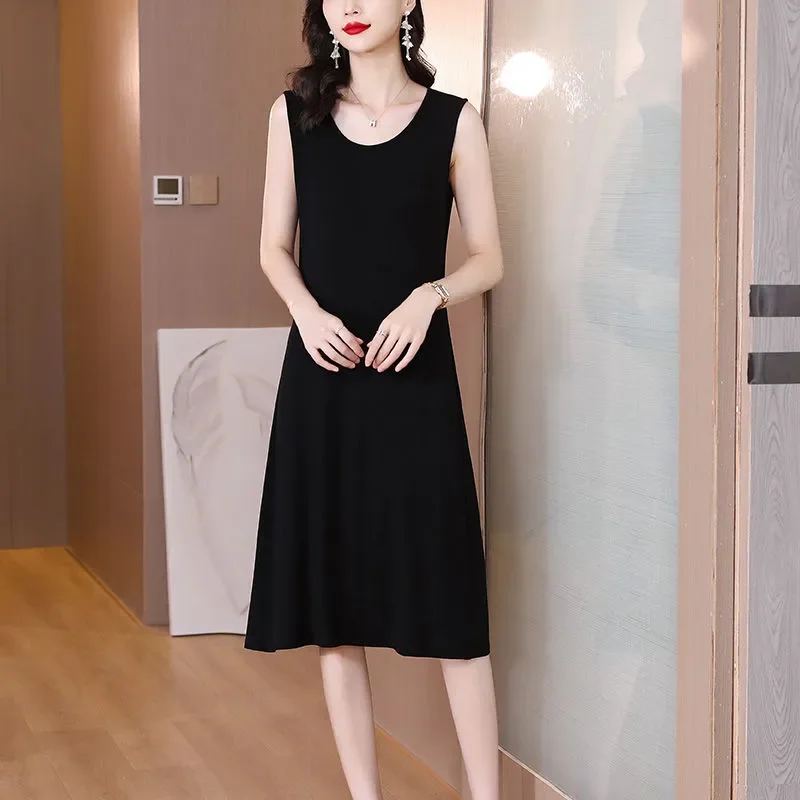 

Women's Black Sleeveless Midi Dress Round Neck A-Line Casual Knit Tank Dress