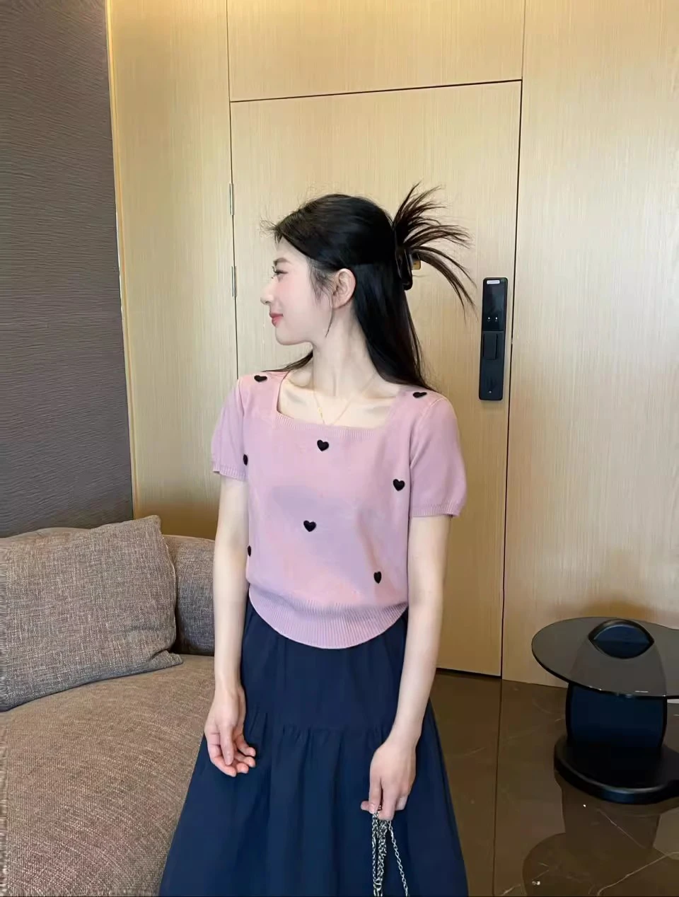 

Women's Square Neck Knit Top with 3D Heart Detail - Casual Short Sleeve Slim Fit Crop Top for Summer, Soft Viscose Bl