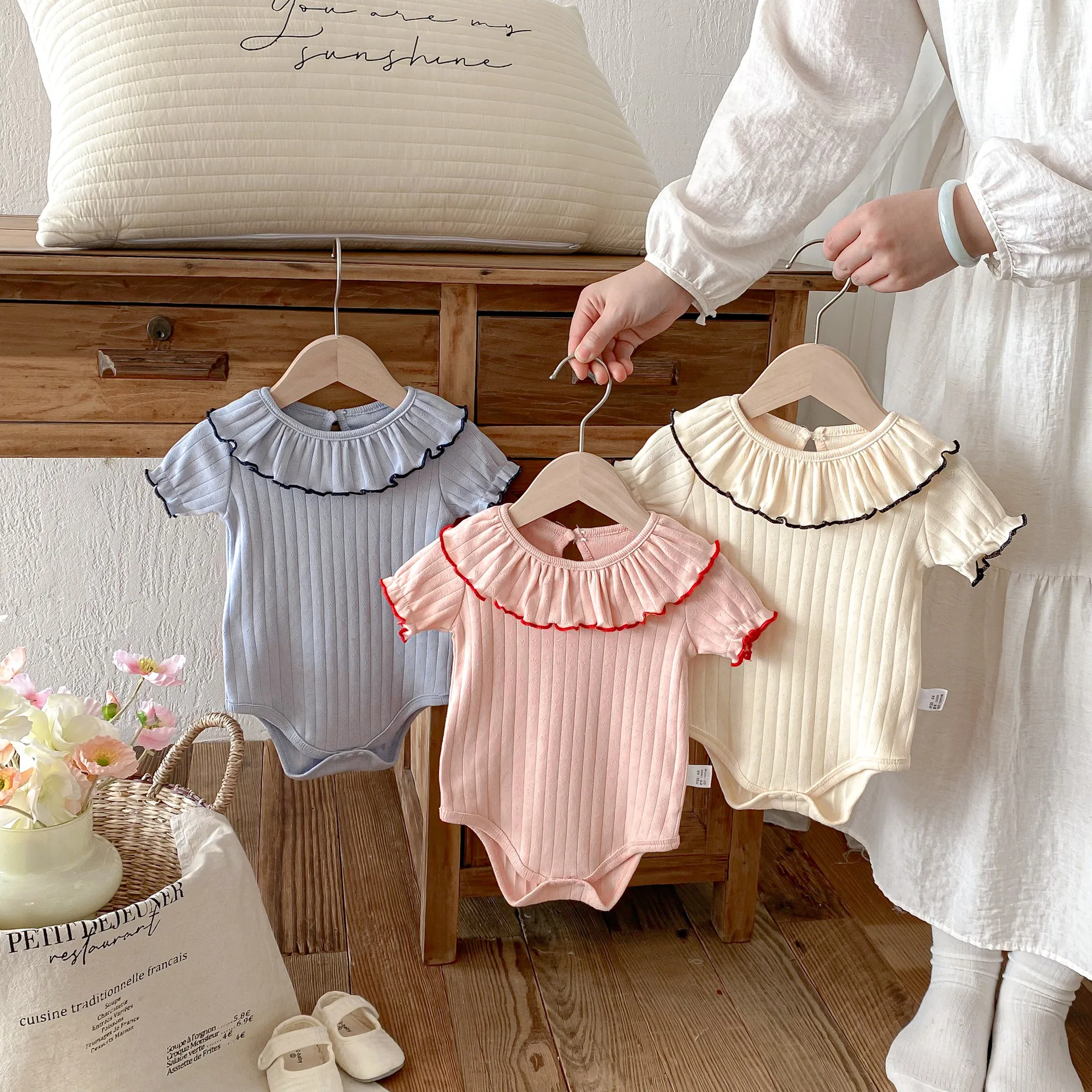 2026 Summer Cute Baby Bodysuit Ruffle Collar One Piece Clothes For 3M-2T Girls Pink Puff Sleeve Infant Clothing