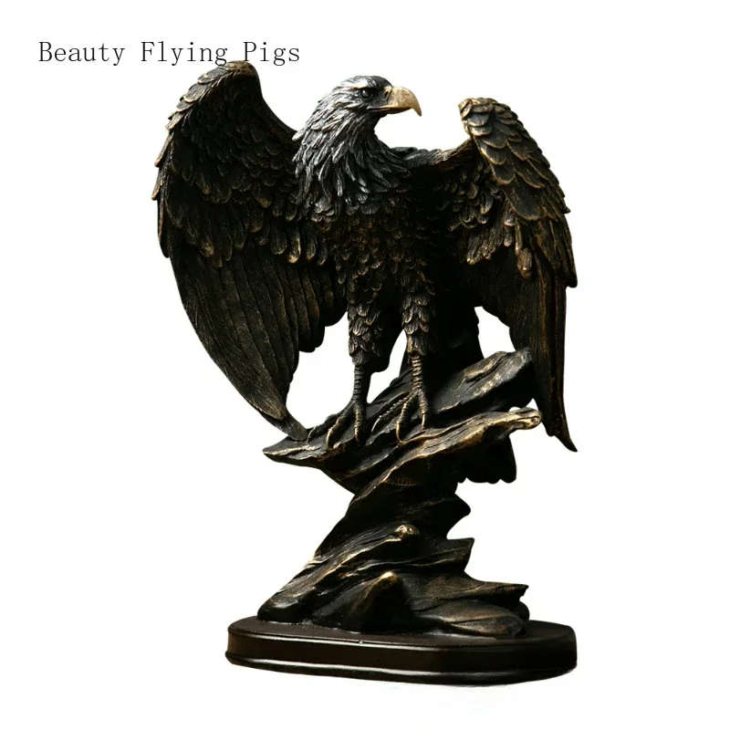 

Vintage nostalgic resin Dapeng Spreading Wings, Eagle Crafts, Home Furnishing, Wine Cabinet Exhibition, Hongtu Opening Gift