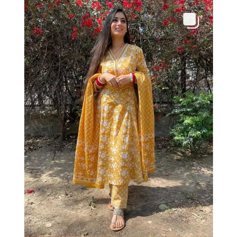 

Yellow Printed Indian Women Long Salwar Suit Kurti Pant & Dupatta Party Dress