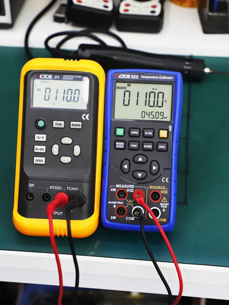 VICTOR 02S High Precision Thermocouple Calibrator Digital Display Calibration Multi-function Calibrator