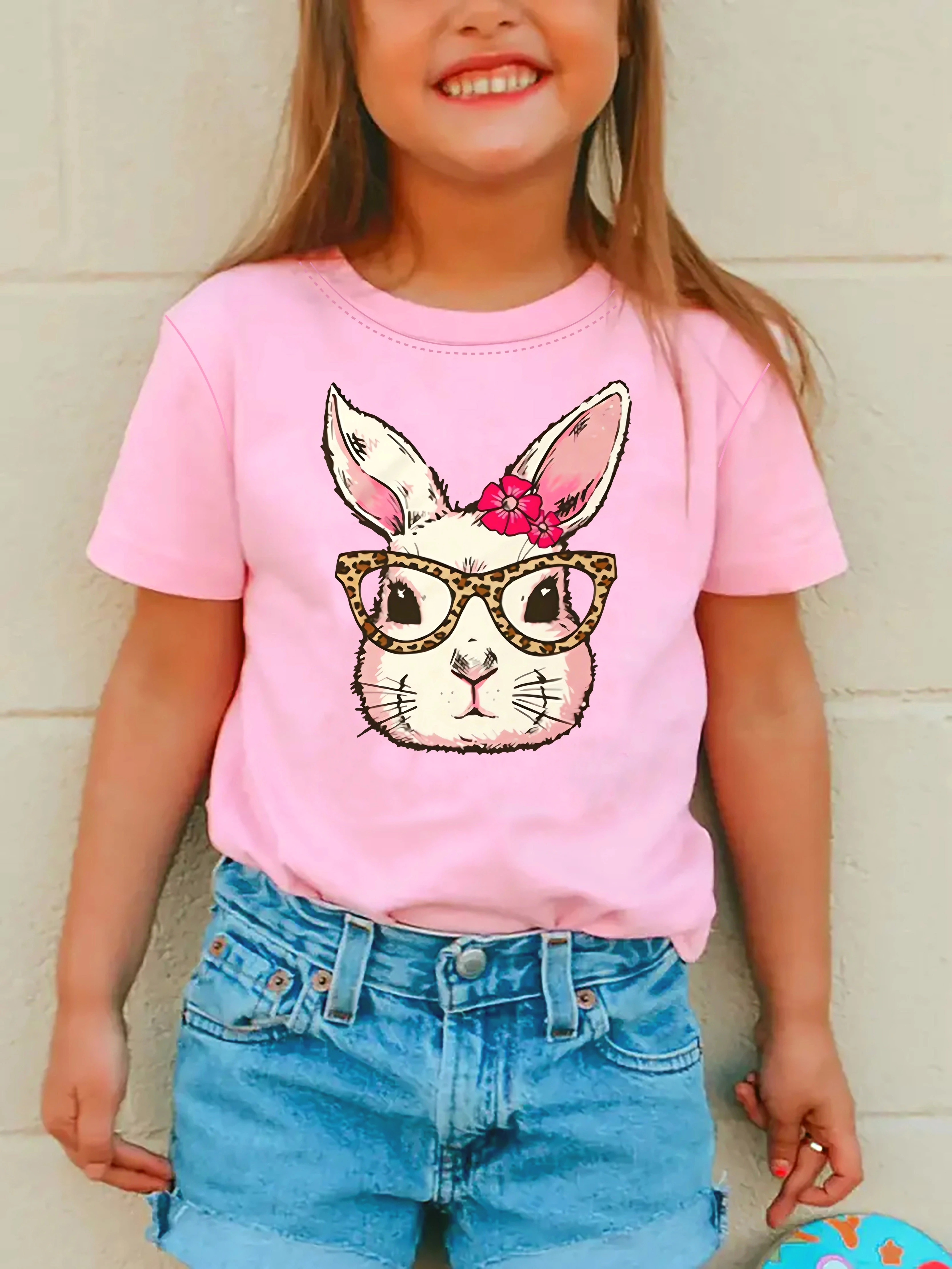 

Cartoon Bunny with Glasses Graphic Print for Girls Comfy Fit T-shirt Top Pullover for Summer Outdoor Activitiy for Kids Clothes
