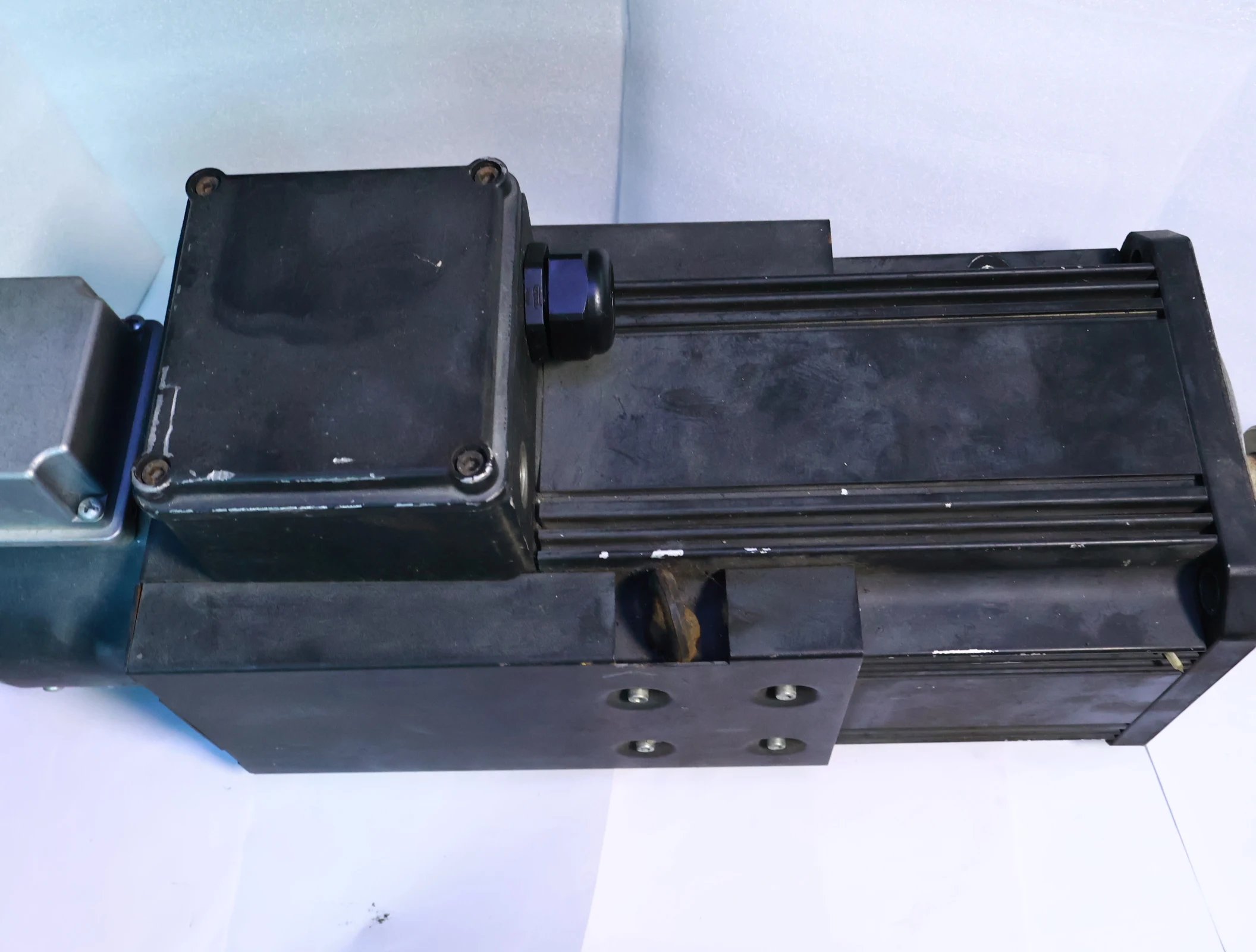Used MSK101D-0202-NN-S3-FG0-NPNN For Rexroth MSK101D-0202-NN-S3-FG0-NPNN Servo Motor