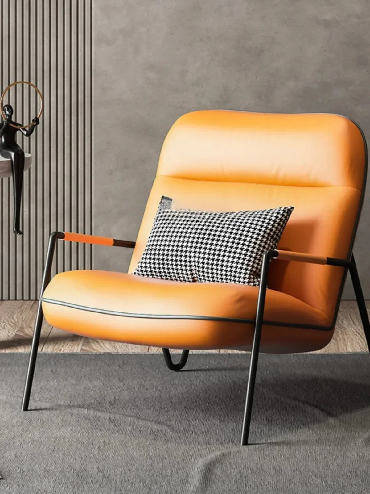 

Кресло JJ Light Luxury: Современное кресло для отдыха в гостиной, ретро-минимализм, с подлокотниками