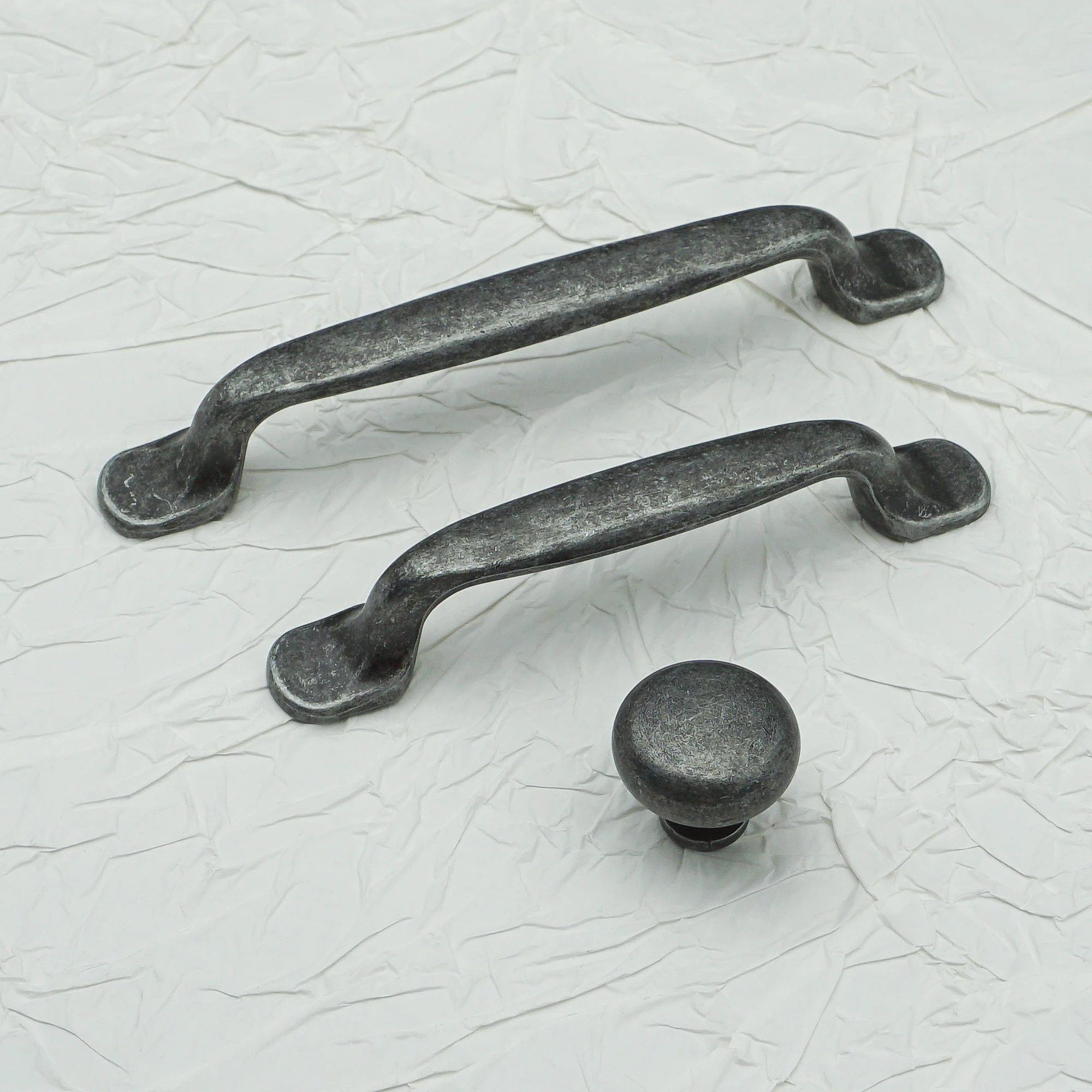1 PC Antique Cabinet Handles Retro Kitchen Cupboard Door Knobs Vintage Wardrobe Pulls Modern Zinc Alloy Furniture Hardware