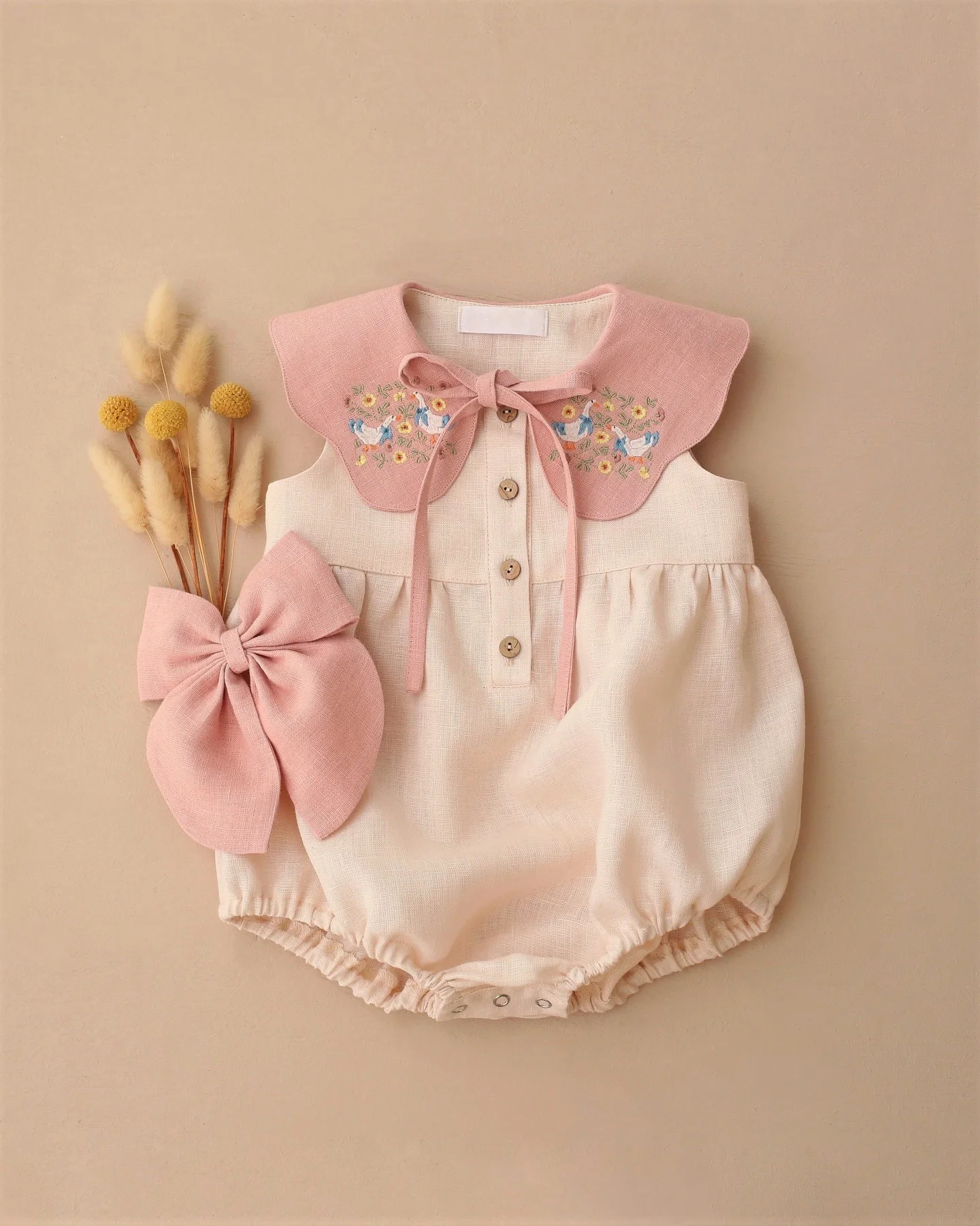 Vestido de Lino Beige con Bord - Photography Duck reseña y precio